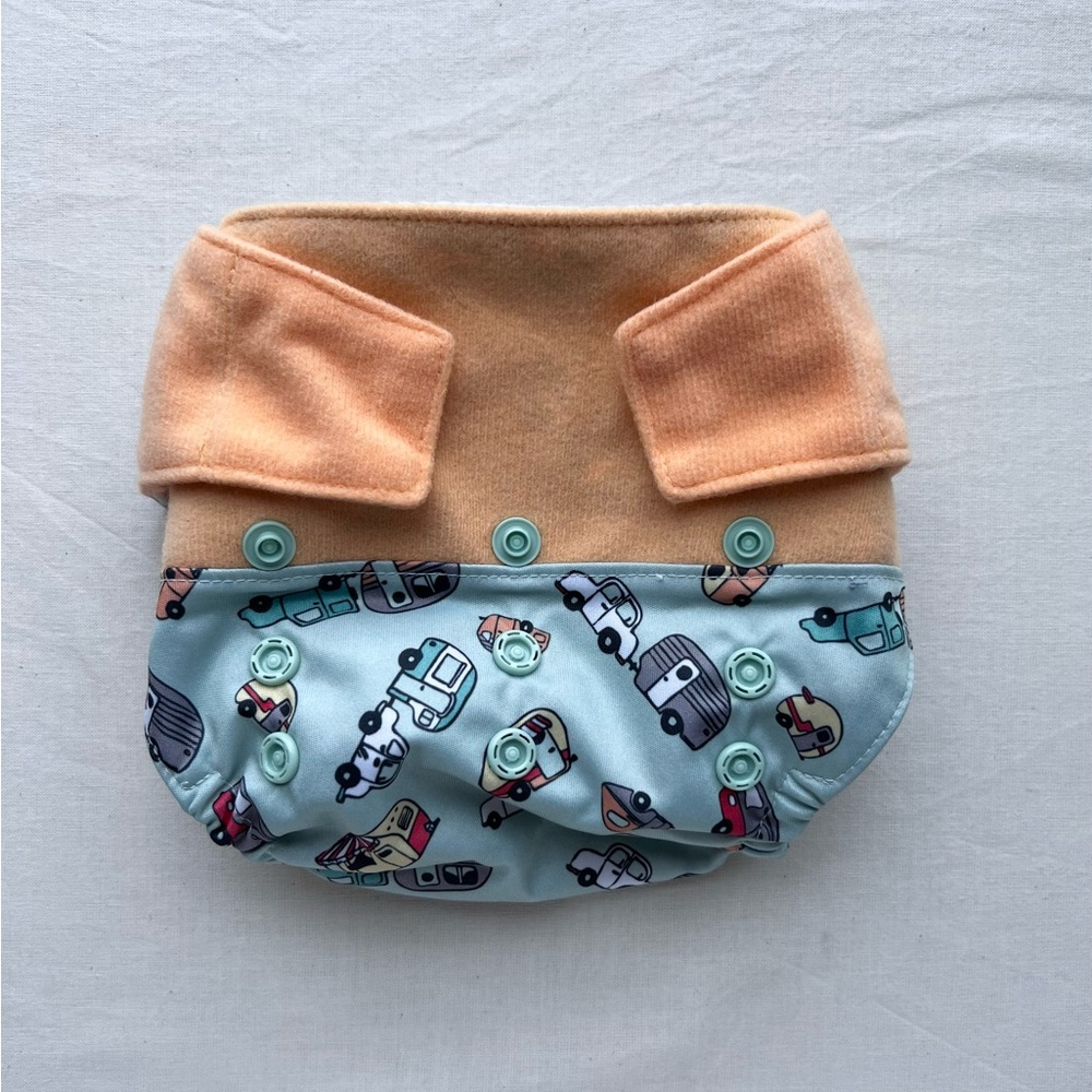 Grovia Hybrid Re-usable Diaper Shell Hook & Loop Closure - Adventure